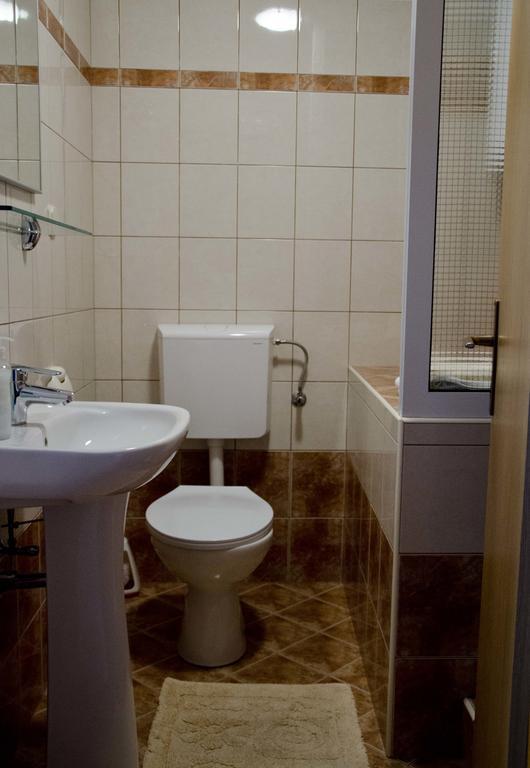 Apartment Percic Tar-Vabriga Buitenkant foto